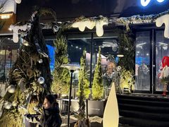 -W COLLECTIVE  DESSERT SHOP