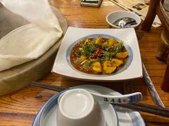 -滇香肴·云南菜蒸汽石锅鱼(云南北路店)