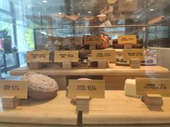 面包甜点陈列柜-麦当劳(杭州萧山京港国际店)