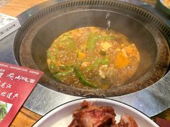 -山河屯铁锅炖·非遗东北菜(南山店)