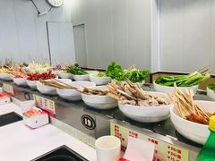 自助调料区-就这家旋转小火锅(西安路罗斯福店)