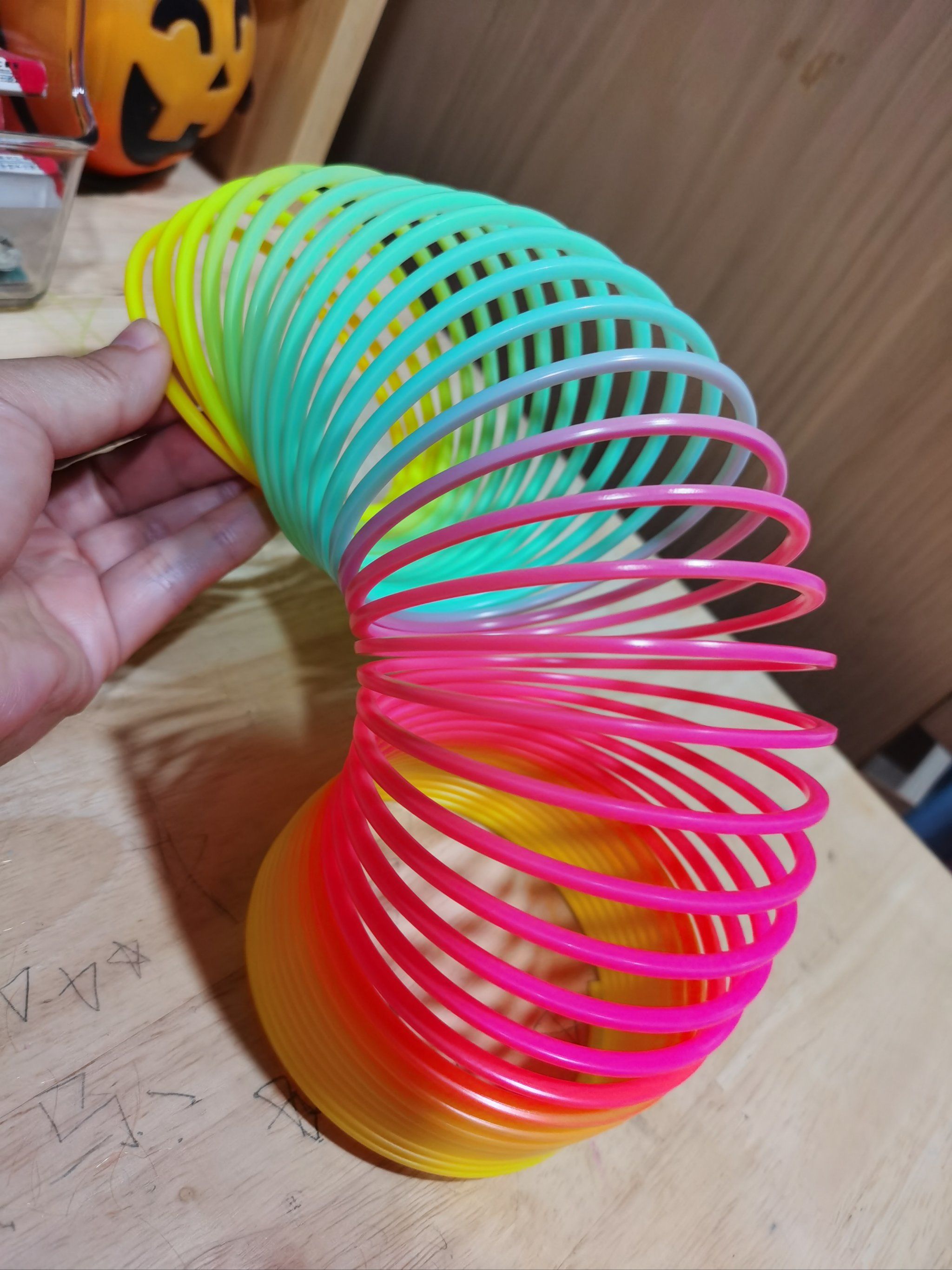 你们还记得这个童年玩具吗