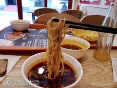 -十三朝牛馍王擀面皮(骡马市店)