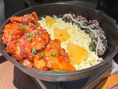 马苏里拉芝士辣炒鸡-NEED创意韩国料理(青岛万象城店)