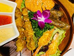 小吃拼盘-暹罗酒肆泰餐厅酒吧