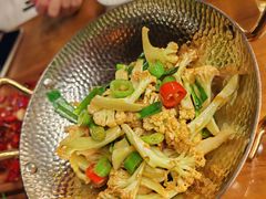 -隔壁老王·家常云南菜(花巷店)