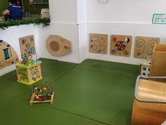 -乐融婴幼儿成长中心(四季青校区)
