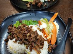 -陈老斯呼尔嗨吃烧烤(科巷店)