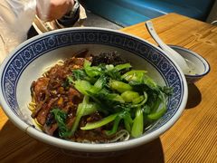-沪西老弄堂面馆(定西路店)