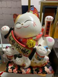 -杉惠素颜美妆皮肤管理中心