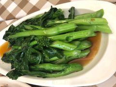 -新大咀港式茶餐厅(宝山万达店)