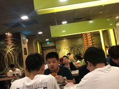-麦当劳(新华路步步高店)
