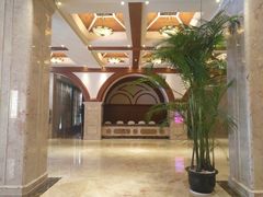 -山明水秀大饭店