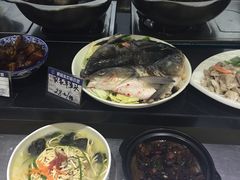 -侬佳蒸菜馆(听潮店)