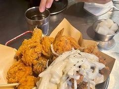双拼炸鸡-富乐满韩国正宗炸鸡韩国料理(虹泉路店)