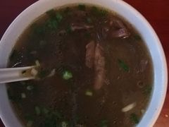 -佬钱湾仔(衣裳街店)