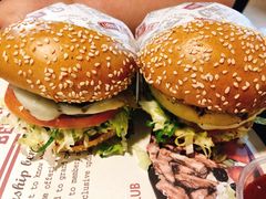 -The Habit Burger Grill 哈比特汉堡(复兴soho店)