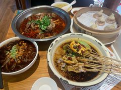 -诚铭记·虾仁汤包·成都小吃(融创店)