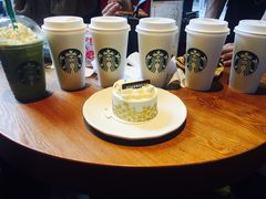 -星巴克(杭州西湖银泰1F店)