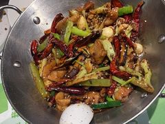 -渔语鱼新川菜Bistro(万象天地店)