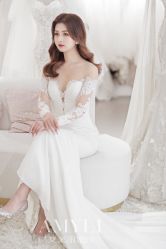 -艾米丽婚纱礼服