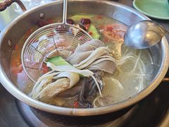 -小志家.野生菌鲜切牦牛肉牛杂火锅