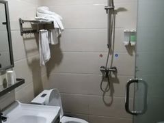 -鑫雅居公寓(广州南站地铁站店)