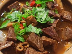 -喜悦小串丹东小黄牛海鲜烧烤大排档(民主广场店)