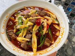 鲜笋黄牛肉-悠然山高山湿地景区悠然自得庭