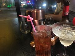 -弥庐酒吧KTV(庐山店)