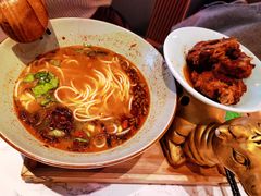 -百春原湖南牛肉粉(百联世纪店)
