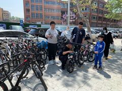 -道路口单车爱瓦士dahon大行