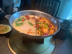 -湊湊火锅·茶憩(新中关购物中心店)