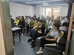 -天鹅到家·保姆月嫂育儿嫂(天河店)