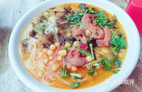 Beef and Intestine Double Sauce Rice Noodles