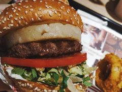 -The Habit Burger Grill 哈比特汉堡(复兴soho店)