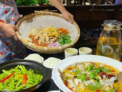 -花溪雨·森林餐厅(石基店)