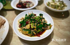 Stir-Fried Crab with Leeks