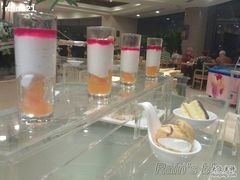 小瓶瓶-长峰假日酒店·佛罗伦萨西餐厅