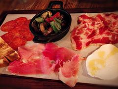 肉类拼盘-PIZZA BIANCA(民园店)
