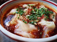 -八二小区抄手(龙湖上城天街店)