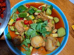 -喝丢一只鞋辣炒海鲜小烧烤(三八广场店)