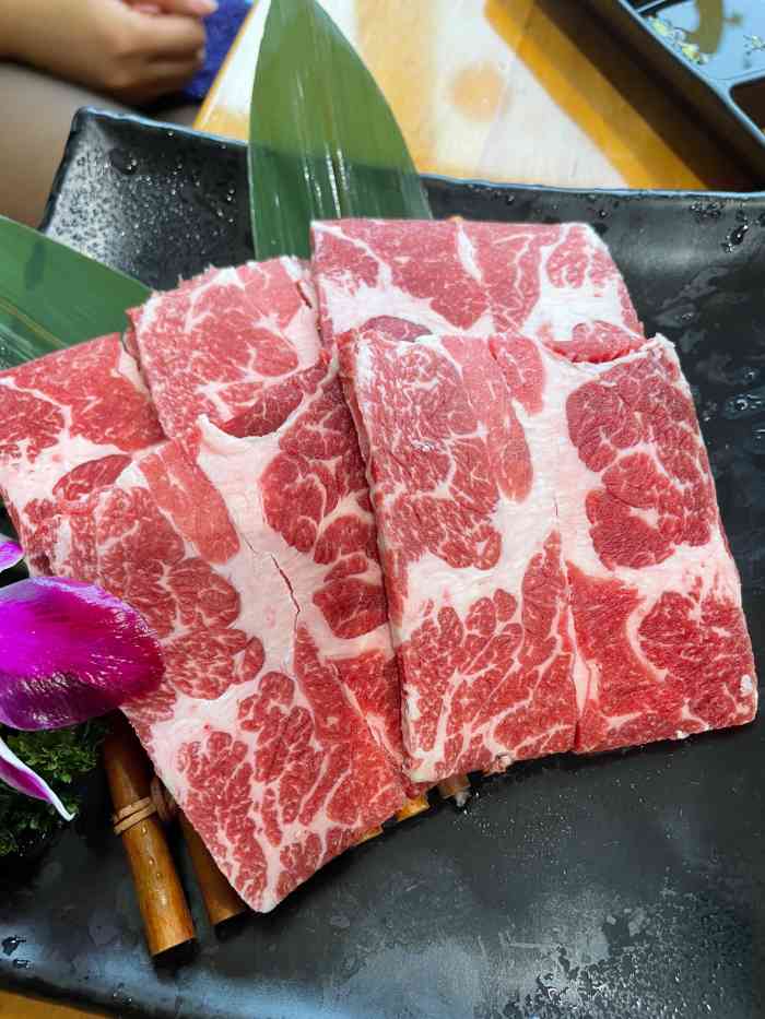 牛夫人烤肉(广德店)-"牛夫人,味道不错,服务态度很好,值得推荐.