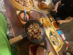 -破瓦寒窑·地摊烤羊排