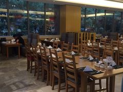-昆山裕元花园酒店·温莎西餐厅