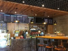 -ZING COFFEE 镜咖啡