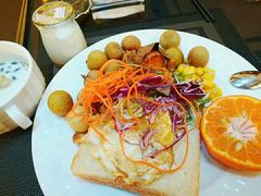 -海创大连科技交流中心(海事大学地铁站店)