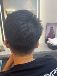 -苏豪美发S A L O N烫发染发