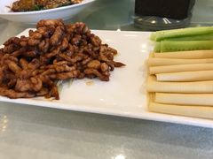 新派京酱肉丝-天外天烤鸭店(八角店)