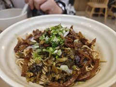 -佬钱湾仔(衣裳街店)